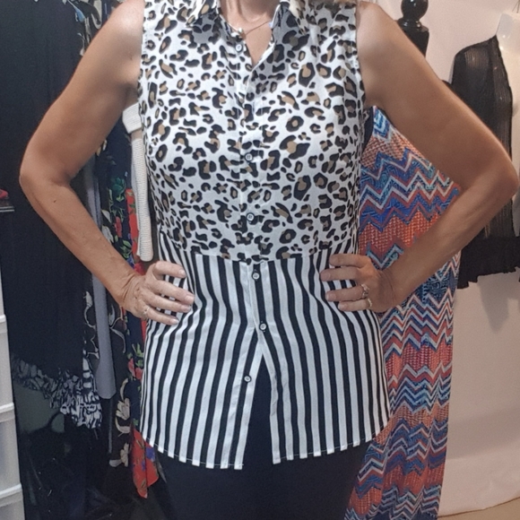 Lily Moss sleeveless blouse - Picture 4 of 4